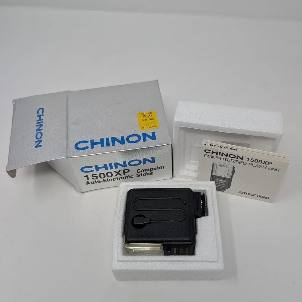 Chinon 1500XP Computer Auto-Electronic Strobe Flash Unit with Box & Manual